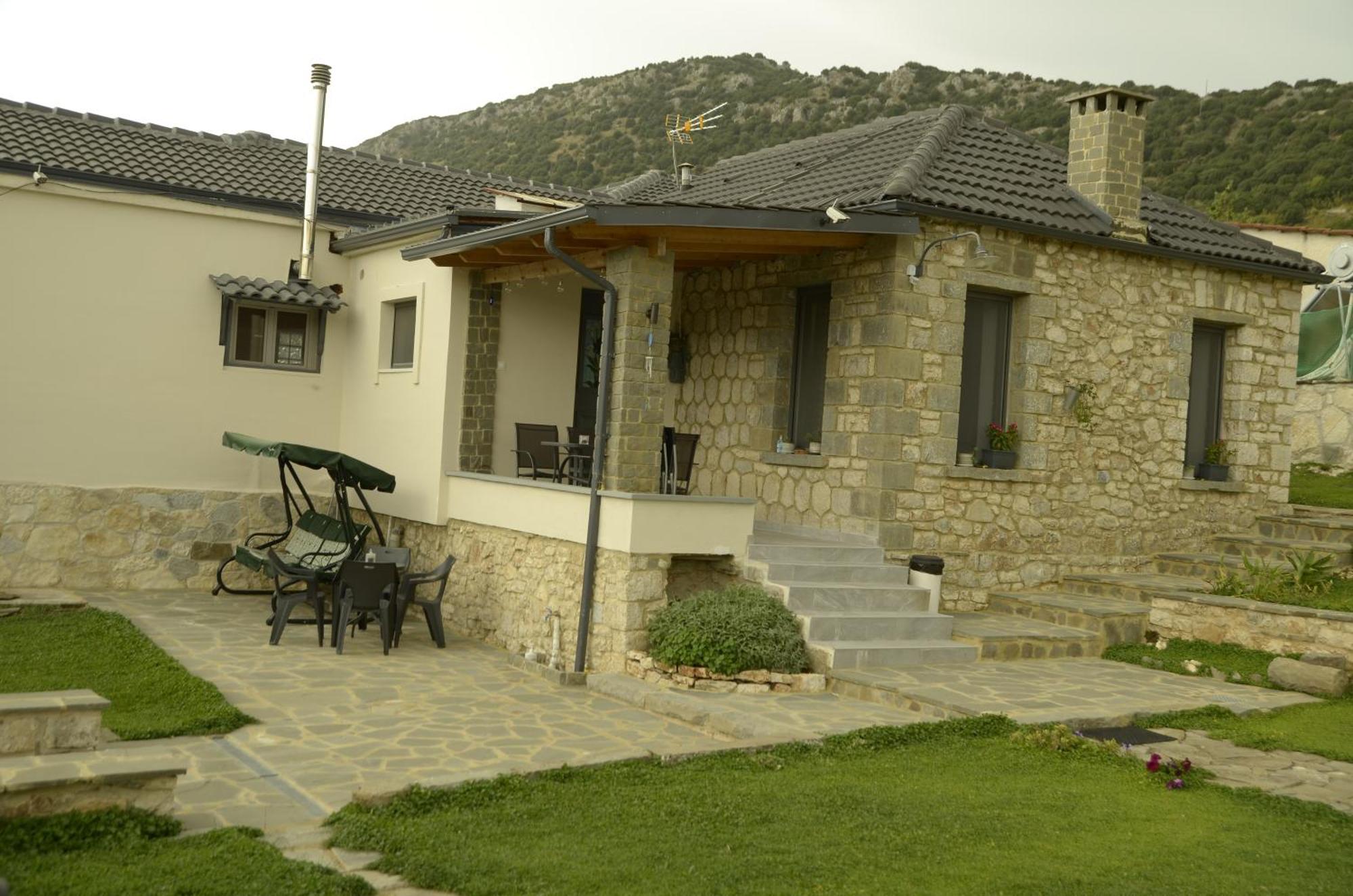 Persefoni's Holiday home *
